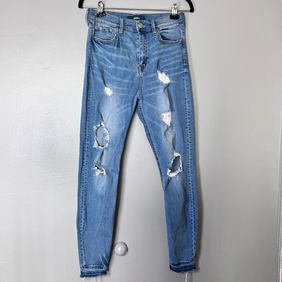 Aéropostale Cheeky Jegging Women’s Size 8 Blue Distressed Skinny Jeans Raw Hem - Picture 1 of 11